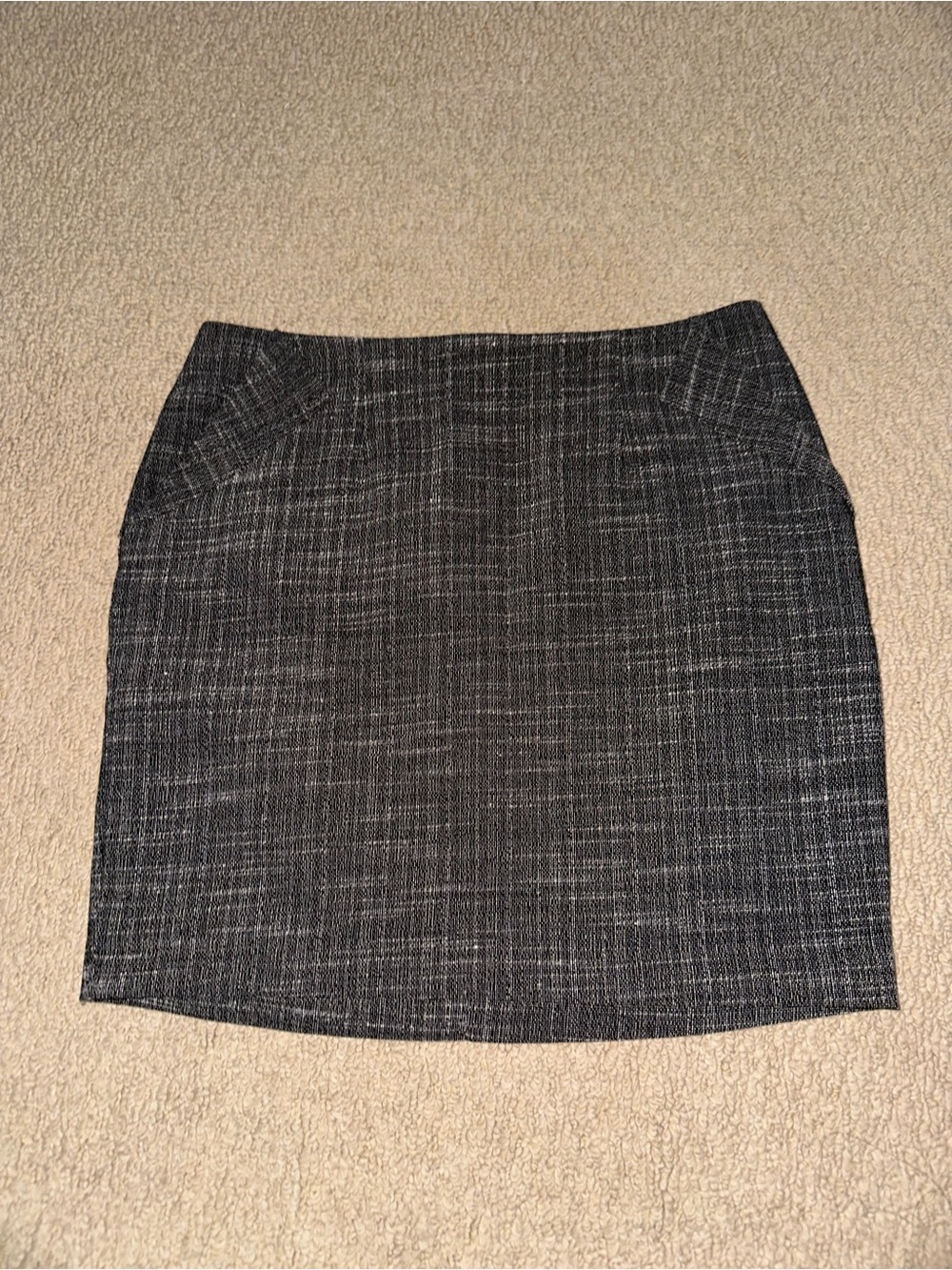 Forever 21 Black and Gray Tweed Pencil Skirt